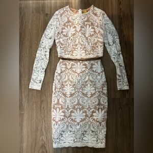Cream & White Lace Skirt Set